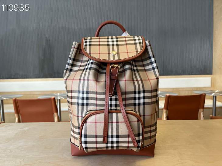 Picture of Burberry Handbags _SKUfw232191639fw